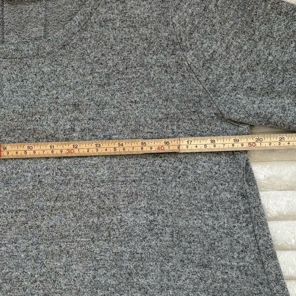 NALLY & MILLIE Long Sleeve Tunic Blouse Loose Fit Gray - Picture 4 of 6